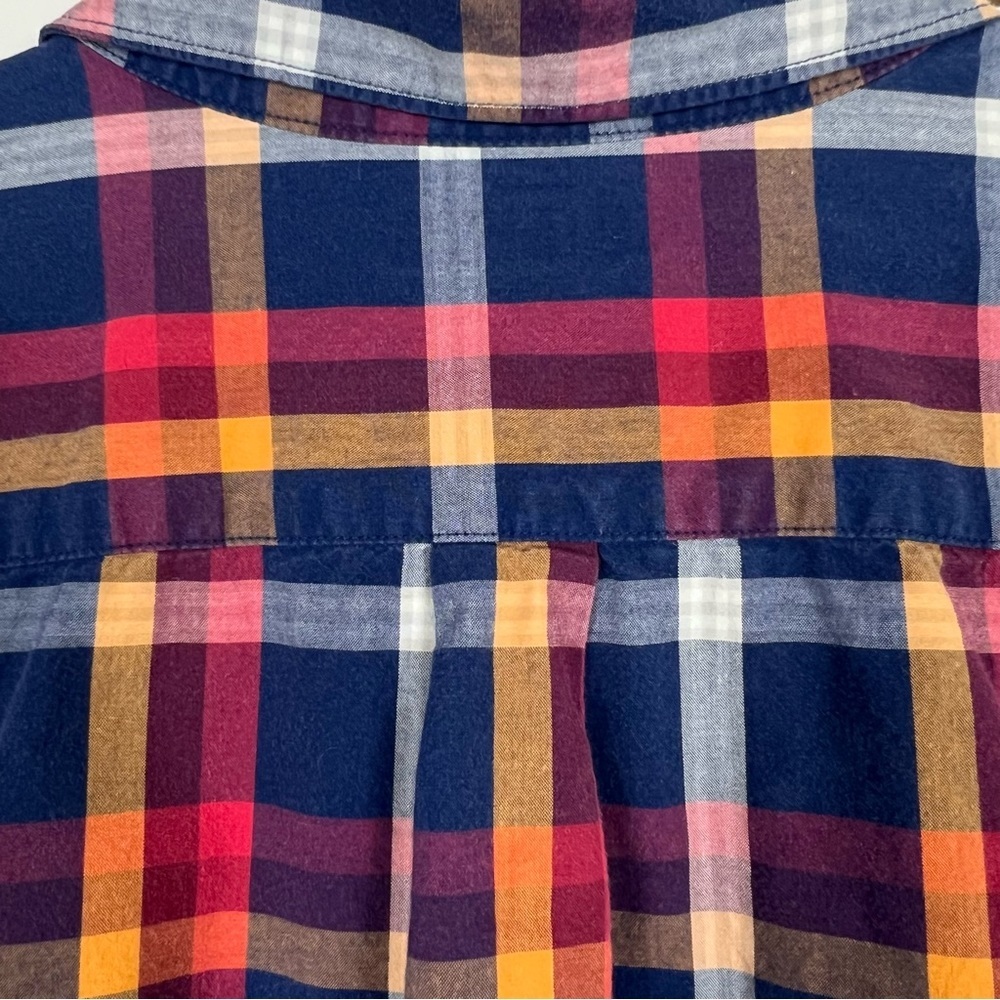 Gap Classic Fit Madras Plaid Button Up Shirt - Picture 6 of 8